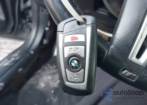 2015 BMW M3 z USA, uszkodzony, nr VIN WBS3C9C55FJ276296